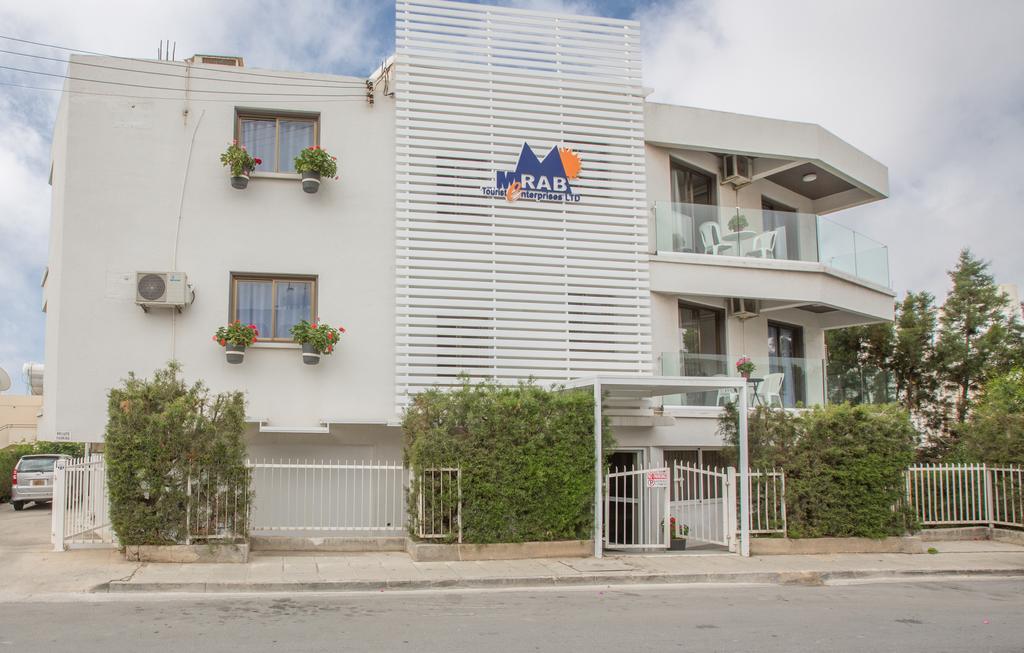 Merab Napa Suites Ajía Nápa Eksteriør bilde
